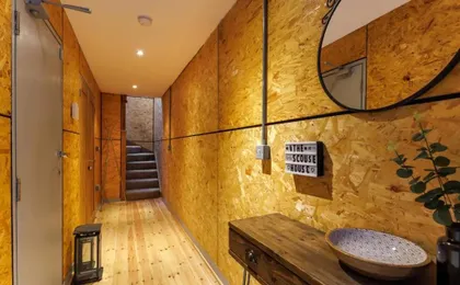 Air Host and Stay - The Scouse House - Quirky 2 bedroom mews house mins from Sefton Park