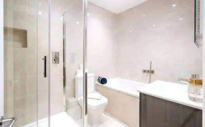 Earl s Court Chelsea 2BR Luxury Apartment Tube
