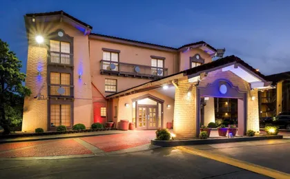 Days Inn by Wyndham Birmingham/West
