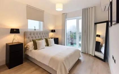 The Wembley Park Arms - Modern 2bdr Flat With Balcony