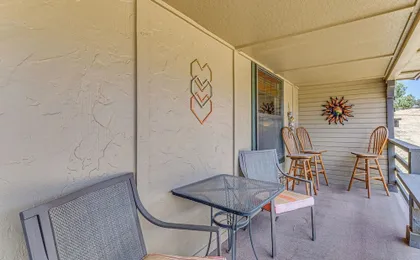 < 2 Mi to Grindstone Lake & Trails! Mtn-view Condo