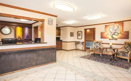 Super 8 by Wyndham Van Buren/Ft. Smith Area