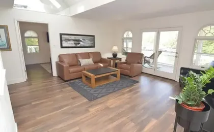 Newly Updated in a Private Cove, With Firepit, Flat Lawn, Dock, Boat Slip & Kayaks in Osage Beach
