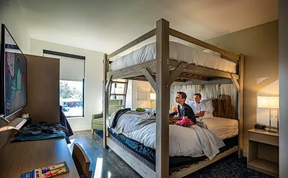 Hotel Maverick