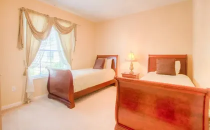 Lovely Third-floor Vista Cay Resort Condo!