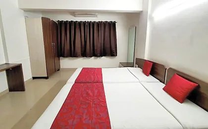 Bhooshan Hotel Airport Road