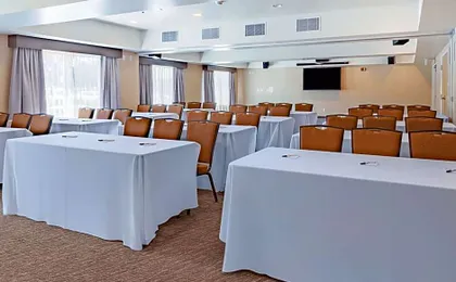 Holiday Inn Express Hotel & Suites San Jose-Morgan Hill By IHG