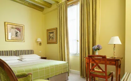 Relais Saint Honore