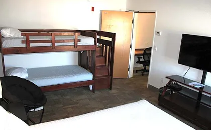 Boothill Inn and Suites
