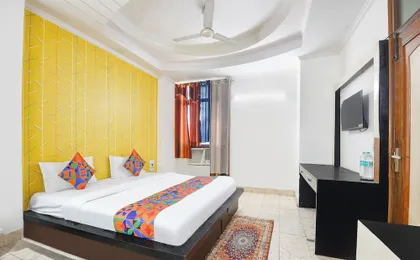 Fabhotel Western