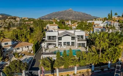 Luxury Villa-Los Naranjos Golf Club