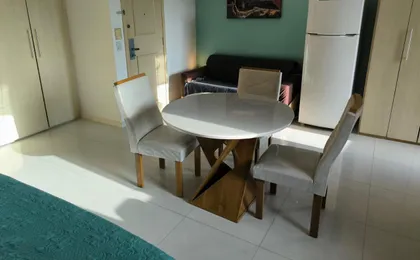 Barra Prime Flats, Ed Mediterraneo, Wi-Fi 400mb, Balsa Pra Praia Gratis, Ar Condicionado Novo!