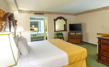 Magnuson Grand Desoto (Ex Clarion Hotel)