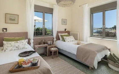 The House by the Sea Beach Holiday Villa for Families Up 8-9 Persons