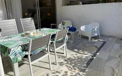 Apartamento Planta Jardin Con Gran Terraza, Soleado 132