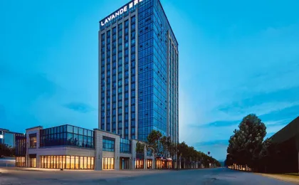 Lavande Hotel Wuhan Optics Valley Technology Exhibition Center