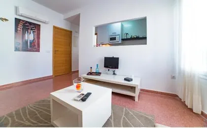 Sea & Wave La Finestra Apartment