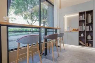 Home Inn Neo Chongqing Olympic Sports Center Shiqiaopu Metro Station