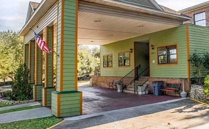Suburban Studios Tallahassee near University