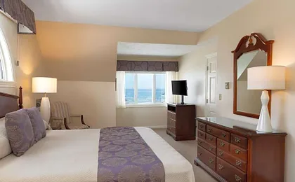 The Sparhawk Oceanfront Resort