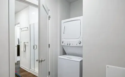 Spectacular Suite 1BR 1BA Apt I - Includes Bi-weekly Cleanings Linen Change