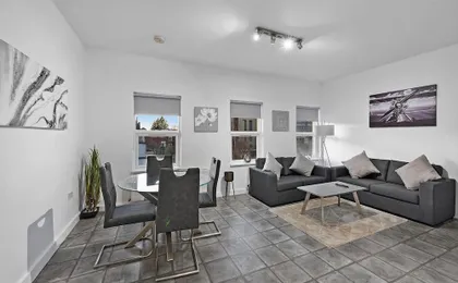 West Ealing Svd Apt. - 2 Bedroom 2 Bath