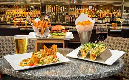 DoubleTree Suites by Hilton Hotel Seattle Airport - Southcenter