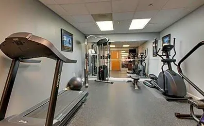 Greenfield Inn & Suites Elizabethtown, KY I65 Exit 94