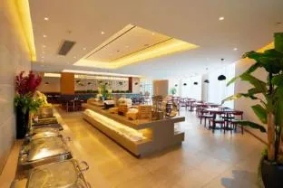 Yitel Shanghai National Convention And Exhibition Center Qingpu Huaxin