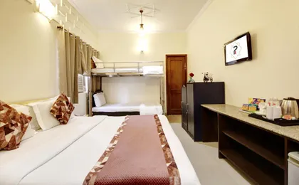 Hotel Persona International