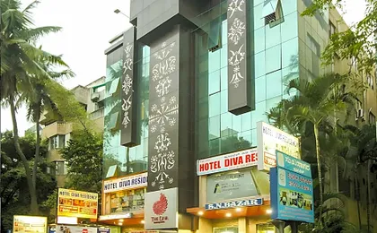 Hotel Sandalwood Inn - Rooms and Spa