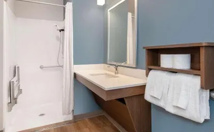 WoodSpring Suites Carol Stream - Chicago
