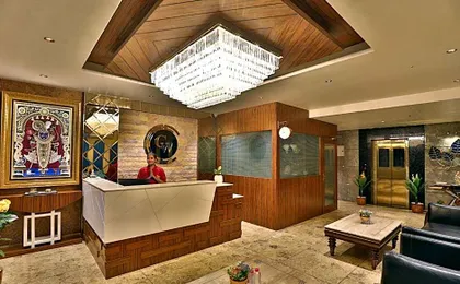 Hotel Candle Wood A Unit of A Plus Hospitality