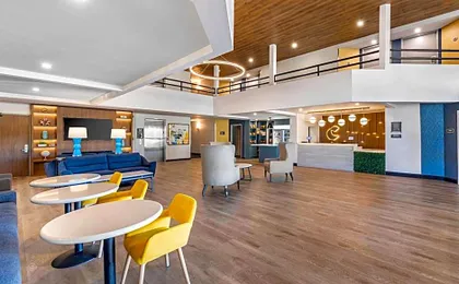 Comfort Inn & Suites Irvine Spectrum