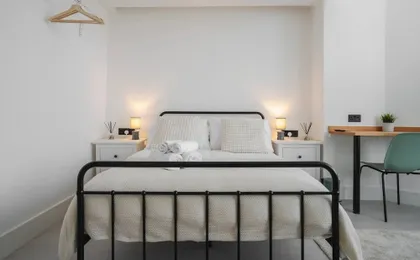 Kitchenette W M Sofa Bed Ensuite Parking