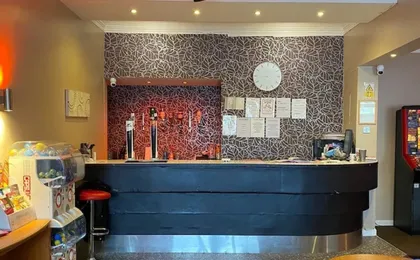 The Avari Beach Hotel
