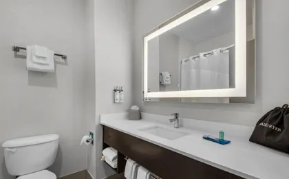 Holiday Inn Express Hotel & Suites Destin (Mid Bay Bridge)