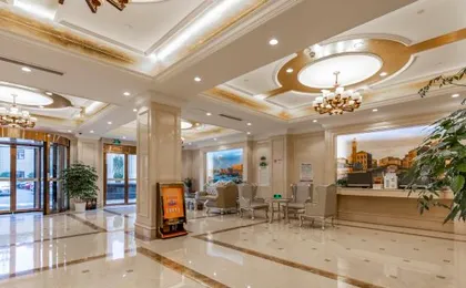 Vienna Hotel (Shanghai Beiqiao Metro Station)