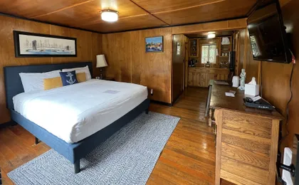 Anchor Inn Resort