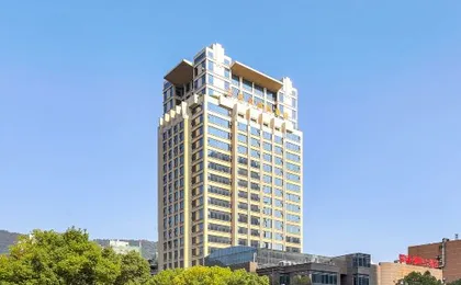 Hangzhou Fuyang Yaoyue International Hotel (Enbo Avenue)