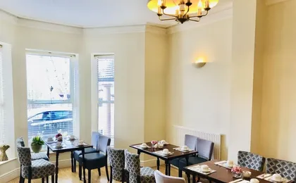 Westlynne Hotel Apartments