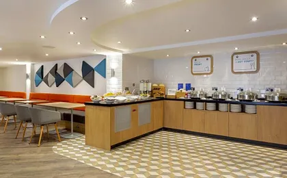 Holiday Inn Express Edinburgh City Centre By IHG