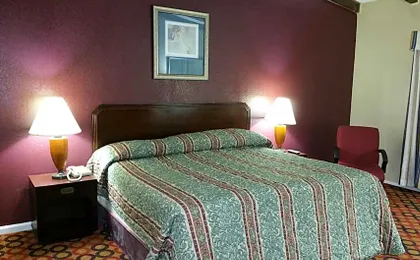 Executive Inn and Suites Waxahachie