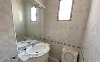piso para jovenes familia cerca playa y centro . BLASCO IBANEZ A