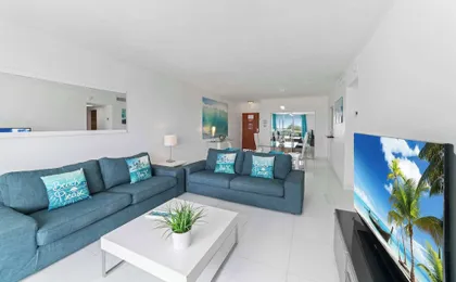 Ocean Wind Luxury Beachfront Condo With Pool & Gym