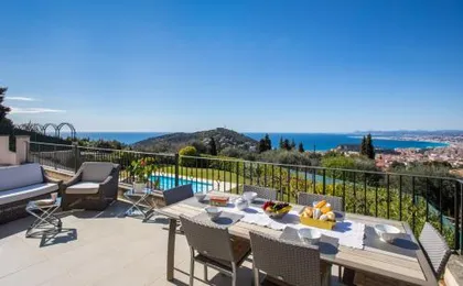 Vinaigrier Hills VI3086 by Riviera Holiday Homes