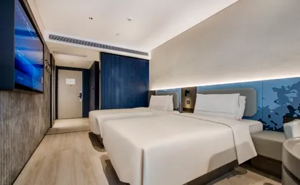 Guangzhou Jiangnan West Wanguo Outlet Light Residence Hotel