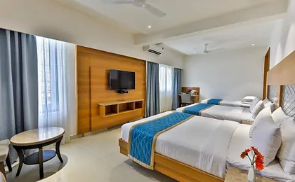 HOTEL VBR GRAND INN