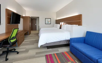 Holiday Inn Express & Suites Dallas Nw Hwy - Love Field