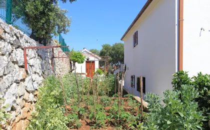 Apartments with Parking Space Seget Vranjica, Trogir - 11273
